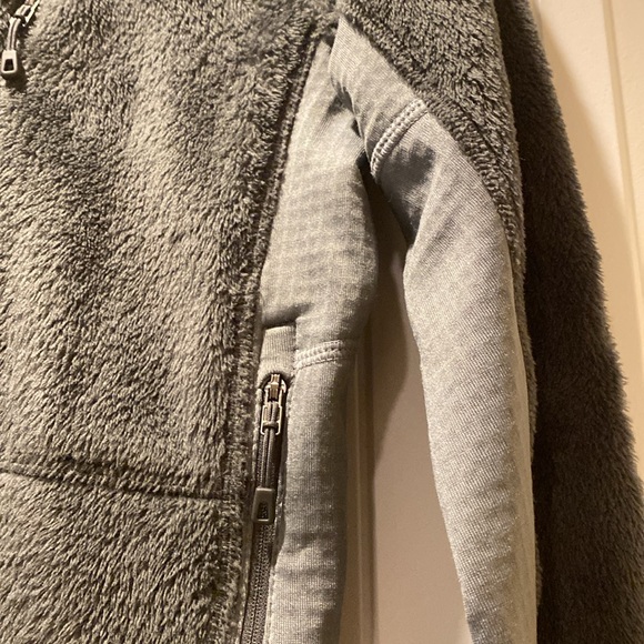 Patagonia R Fleece - Picture 4 of 8